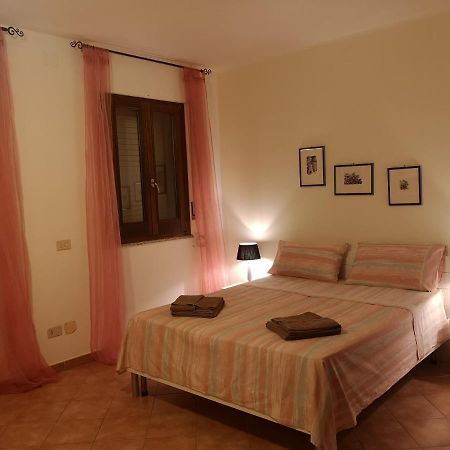 Andrea'S House Apartment Карбония Екстериор снимка